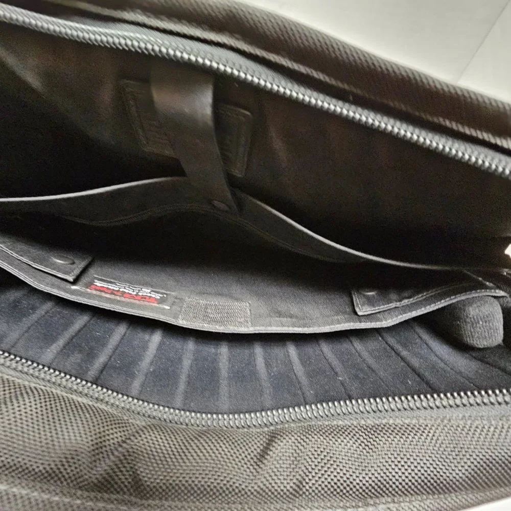 Black Tumi Alpha Bag Strap Adjustable Laptop Brief Case Briefcase Handles T-Pass